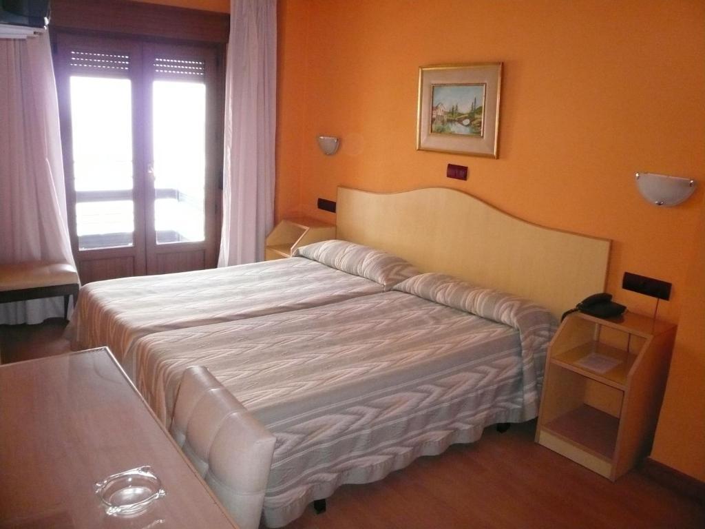 Hostal Don Suero León Δωμάτιο φωτογραφία