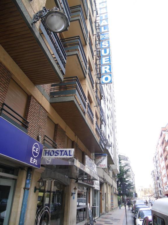 Hostal Don Suero León Εξωτερικό φωτογραφία