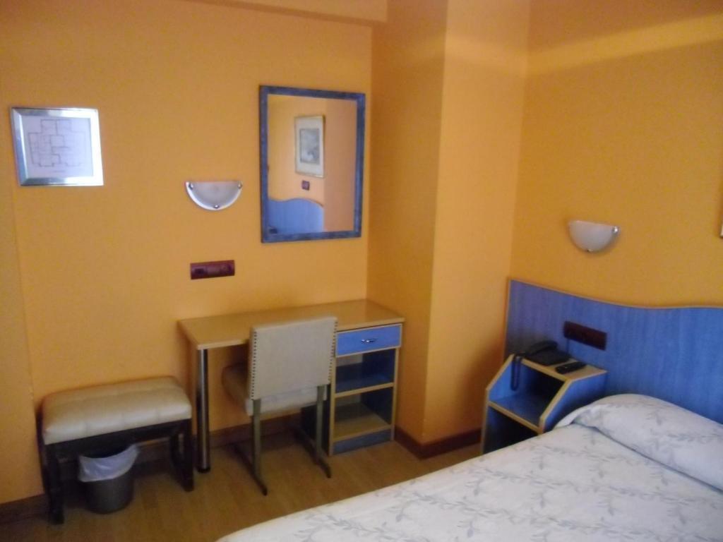 Hostal Don Suero León Δωμάτιο φωτογραφία
