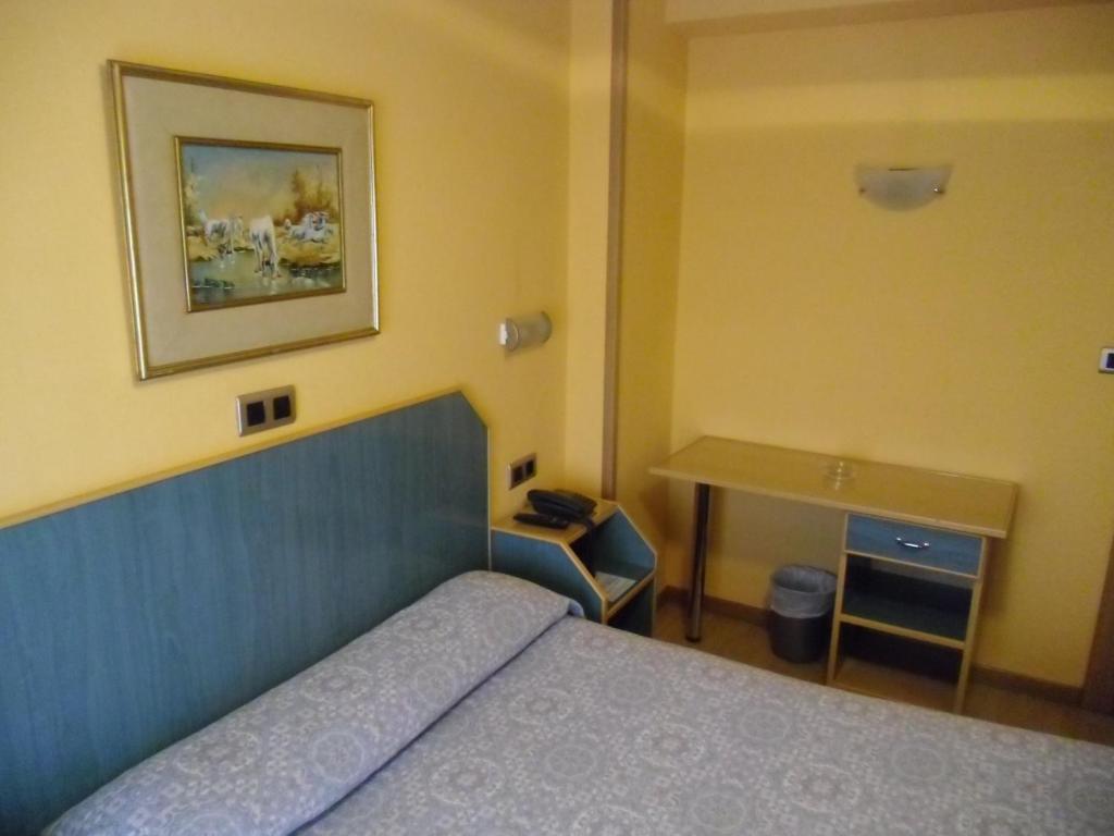 Hostal Don Suero León Εξωτερικό φωτογραφία