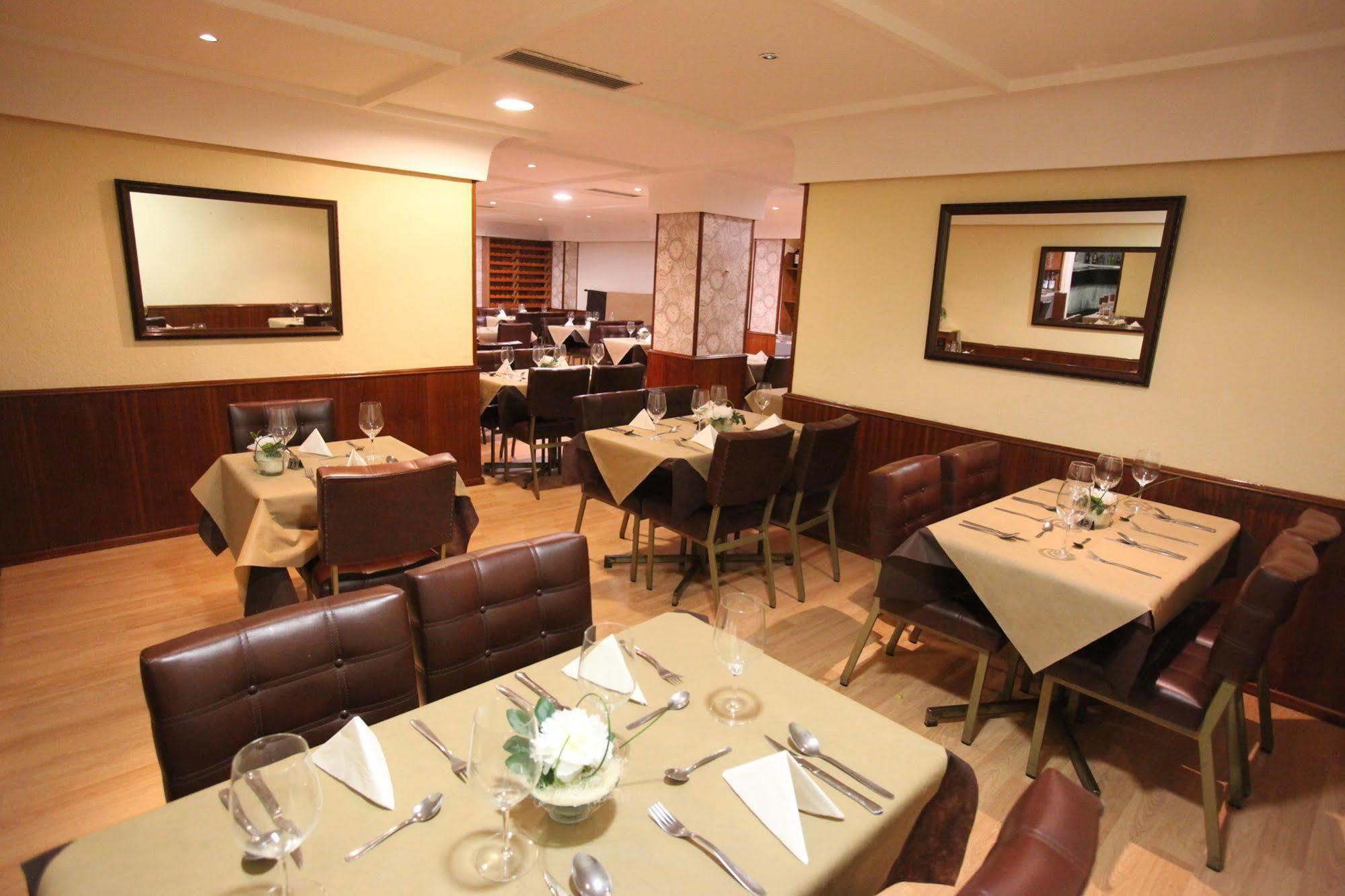 Hostal Don Suero León Εξωτερικό φωτογραφία